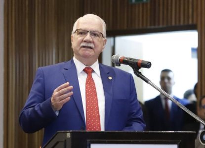 Edson Fachin dá 72 horas para Mendonça responder sobre afastamento de diretores da Polícia Federal