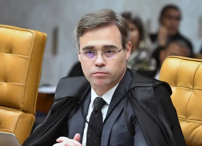 André Mendonça manda redes removerem posts sobre Flávio e Nossa Senhora Aparecida
