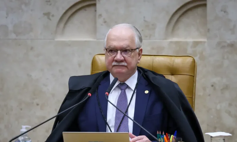 Edson Fachin suspende decisões de André Mendonça e Flávio Dino sobre diretor da Polícia Federal