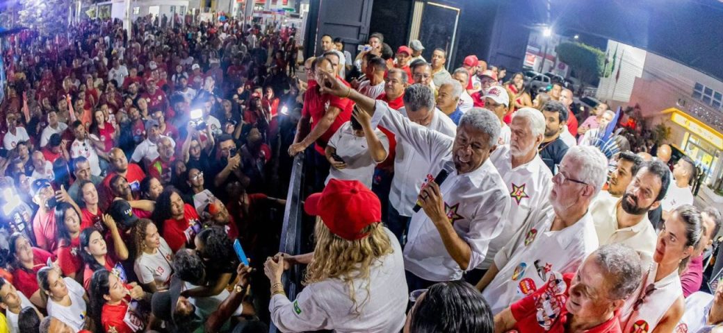 Jerônimo Rodrigues encerra agenda no Vale do Jiquiriçá com comício em Jaguaquara