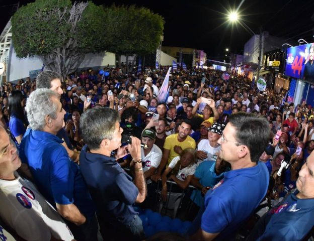 Em Itaberaba, ACM Neto defende endurecer enfrentamento às facções criminosas no estado