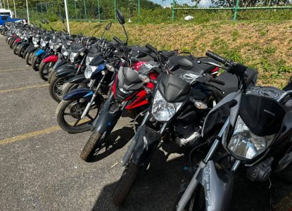 Polícia devolve quase 200 veículos recuperados na capital e no interior da Bahia