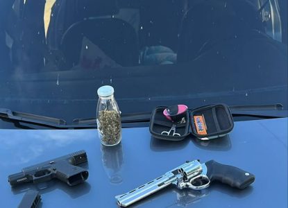 Serrinha: homem e mulher são presos em flagrante com armas e drogas