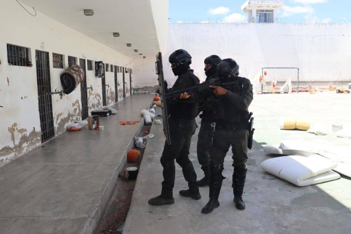13ª fase da Operação MUTE realiza varredura em presídio no interior da Bahia
