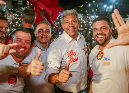 Durante comício em Presidente Tancredo Neves, Jerônimo Rodrigues destaca investimentos no Baixo Sul baiano