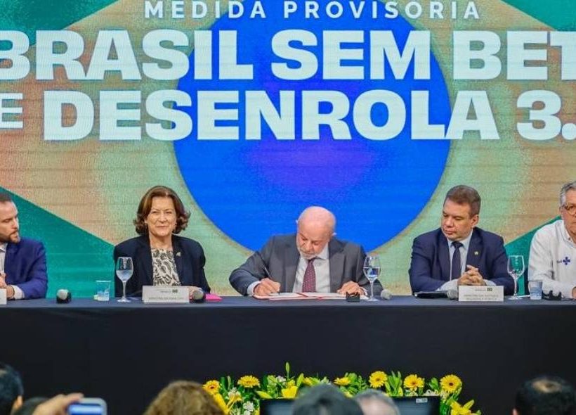 A 9 dias das eleições, governo federal anuncia proibição de bets no Brasil