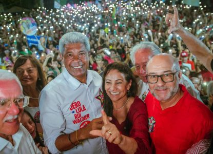 Em Poções, Jerônimo Rodrigues destaca investimentos na cidade como instituto federal de educação e novas UTIs