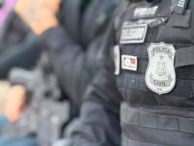 Homem é preso em flagrante por tentativa de feminicídio e posse ilegal de arma de fogo em Euclides da Cunha