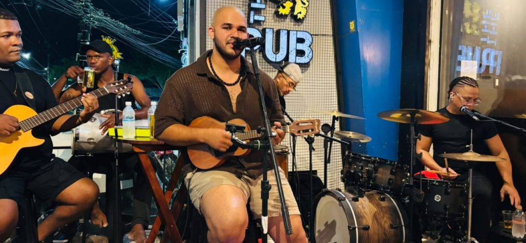 BatucaMais estreia em Feira de Santana e chega ao cenário do samba com a voz de Elias Brito