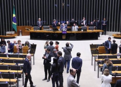 Medida Provisória da “taxa das blusinhas” é aprovada na Câmara dos Deputados e vai ao Senado
