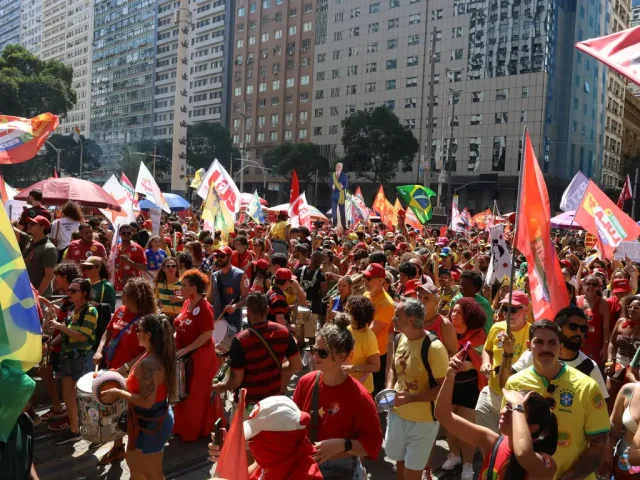 Apoiadores de Lula fazem atos em Brasília, Rio de Janeiro e mais 15 capitais
