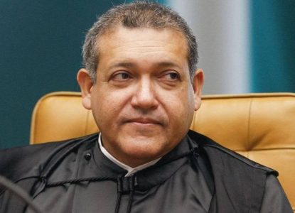 Ministro Nunes Marques considera rever condenação de Bolsonaro após segundo turno das eleições