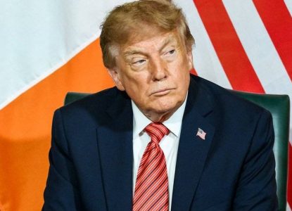 Donald Trump autoriza transmissão ao vivo de fuzilamento de ex-major que matou 13 pessoas no Texas
