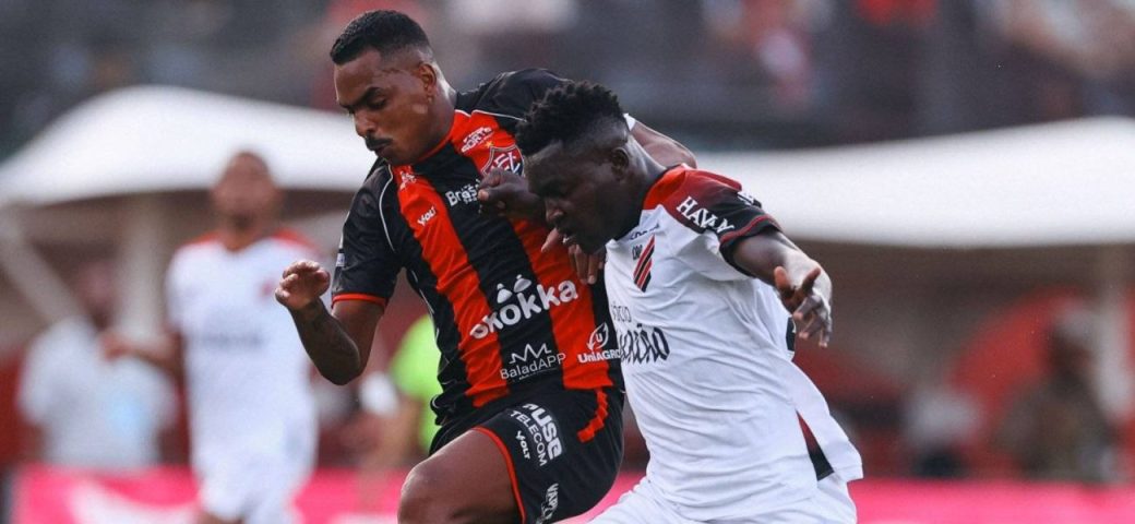 Vitória empata com Athletico-PR no Barradão e segue em 13º lugar no Brasileirão
