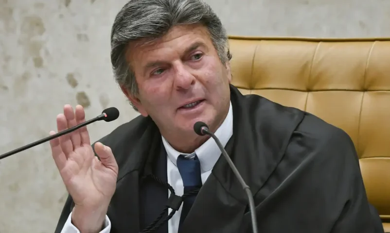 Luiz Fux pede manifestação da AGU sobre pedido para liberar bets