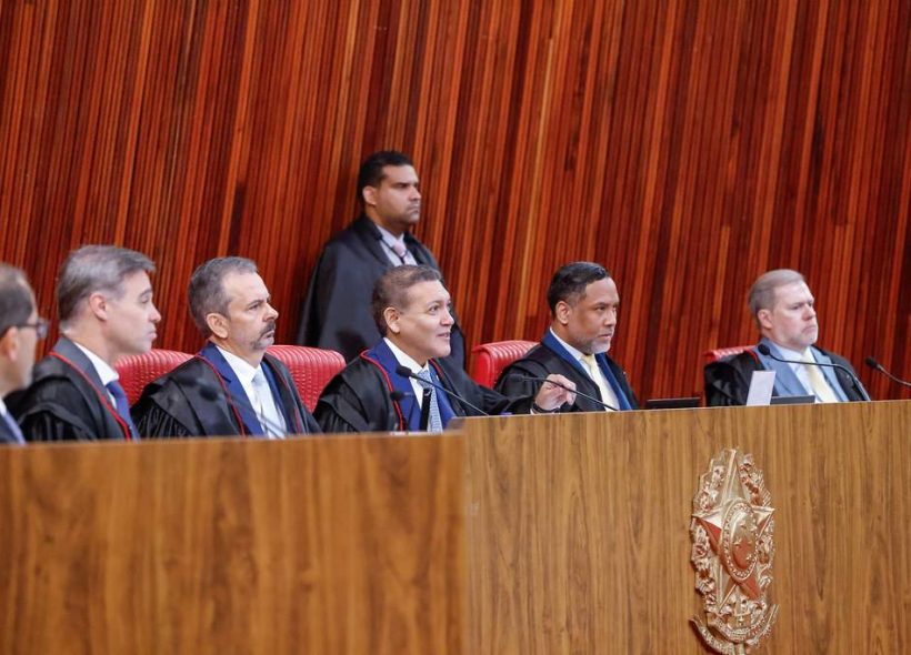 TSE anula votos de Anthony Garotinho, e Douglas Ruas, do PL, vence governo do Rio de Janeiro no primeiro turno