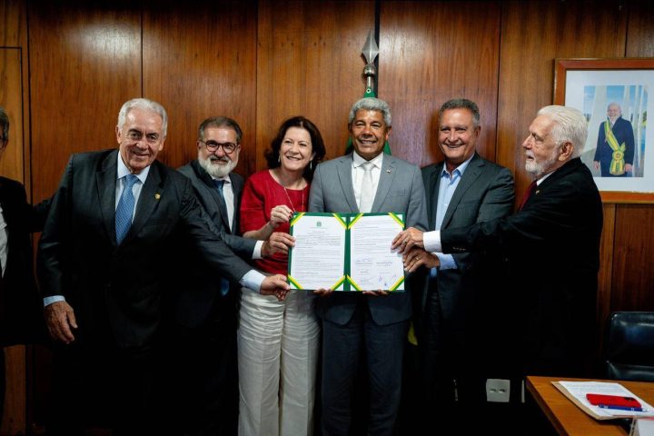 Governo federal e estadual formalizam destinação de R$ 3 bilhões para Ponte Salvador–Itaparica