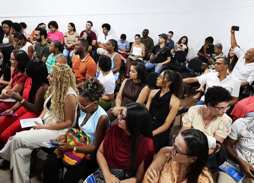 51 novos professores são empossados na municipal de Feira de Santana