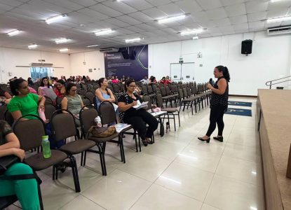 Saúde capacita profissionais para fortalecer diagnóstico e notificação de chikungunya em Feira de Santana