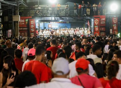 Em último comício de campanha para primeiro turno, Jerônimo Rodrigues exalta interior da Bahia