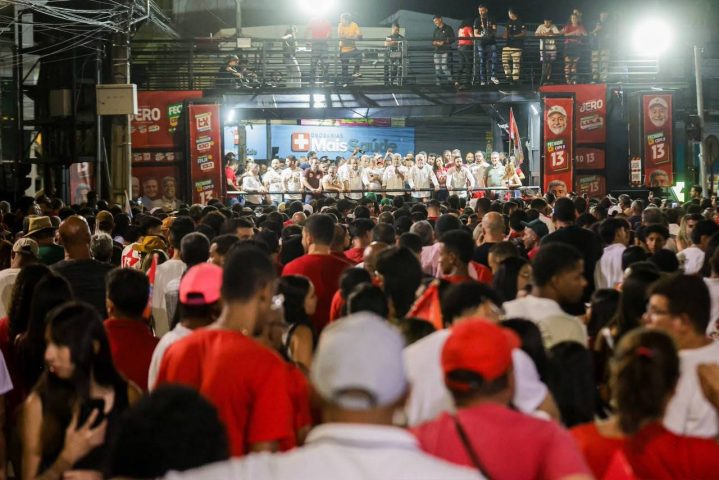 Em último comício de campanha para primeiro turno, Jerônimo Rodrigues exalta interior da Bahia