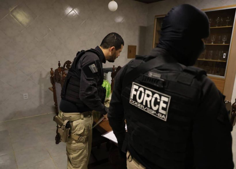 Tenente-coronel da Polícia Militar é preso por ligação com milícia armada no oeste da Bahia