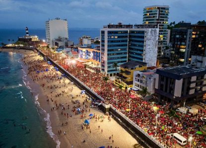 Eleições 2026: ato pró-Lula reúne artistas e apoiadores em Salvador
