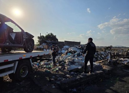 Polícia localiza desmanche ilegal de veículos em Feira de Santana; itens foram avaliados em R$ 420 mil