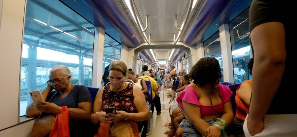 VLT de Salvador e região metropolitana completa 100 dias de operação assistida com mais de 300 mil passageiros transportados