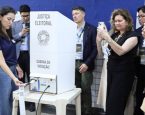 Representantes de 46 países conhecem de perto votação e apuração das eleições no Brasil