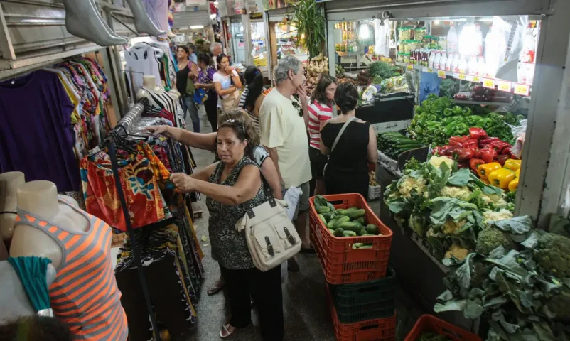 Cortes em auxílios sociais podem gerar retração em cidades do interior do Brasil