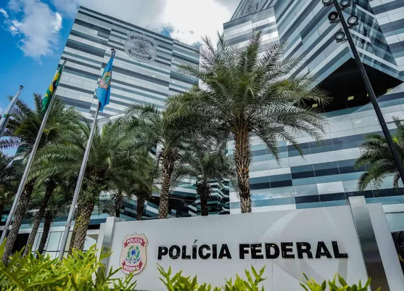 Polícia Federal pede prorrogação de inquérito sobre financiamento de Dark Horse, cinebiografia de Jair Bolsonaro